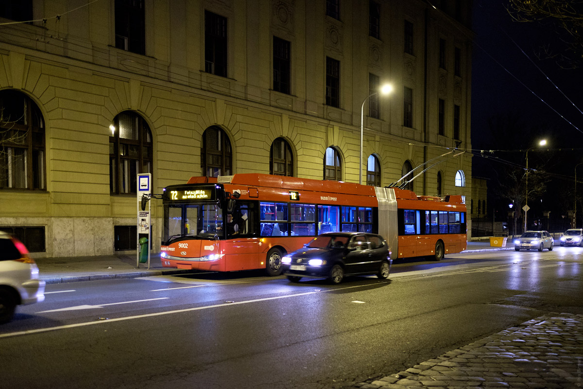 Троллейбусы Будапешта красные