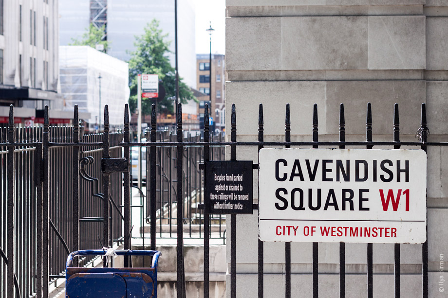 Уличные таблички Лондона. Cavendish Square