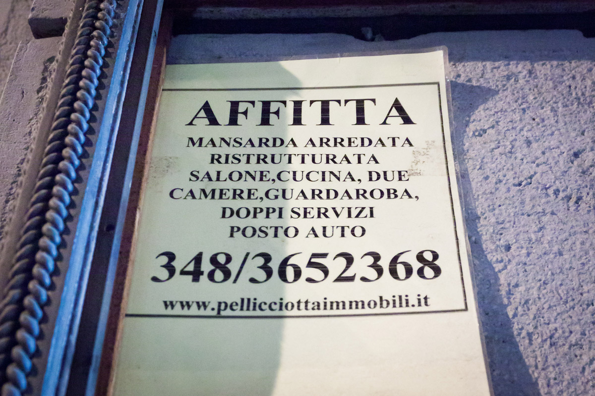 Объявление об аренде мансарды в Милане