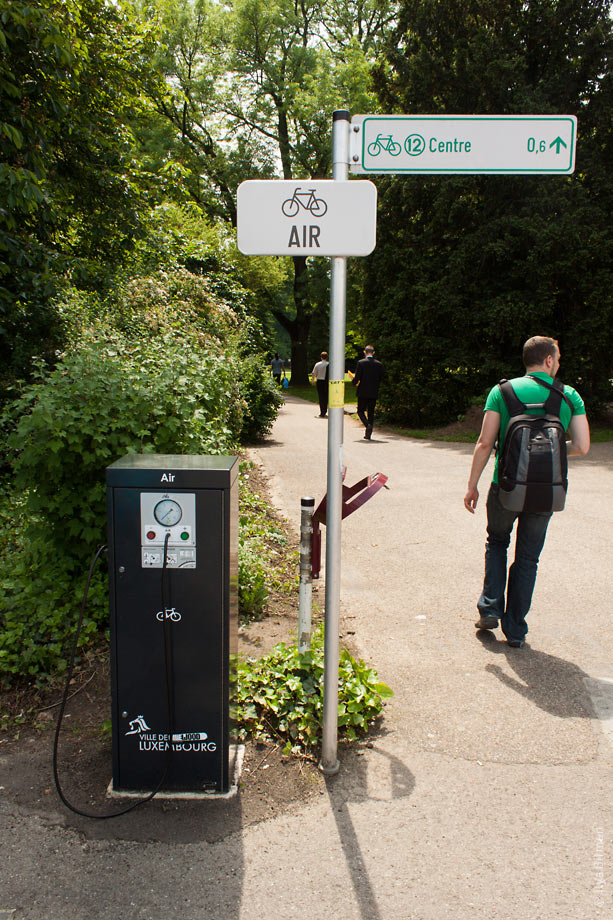 Точка подкачки велоколёс в Люксембурге