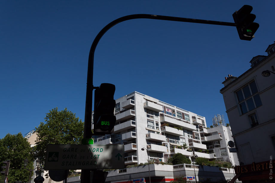 Отдельные светофоры для автобусов в Париже